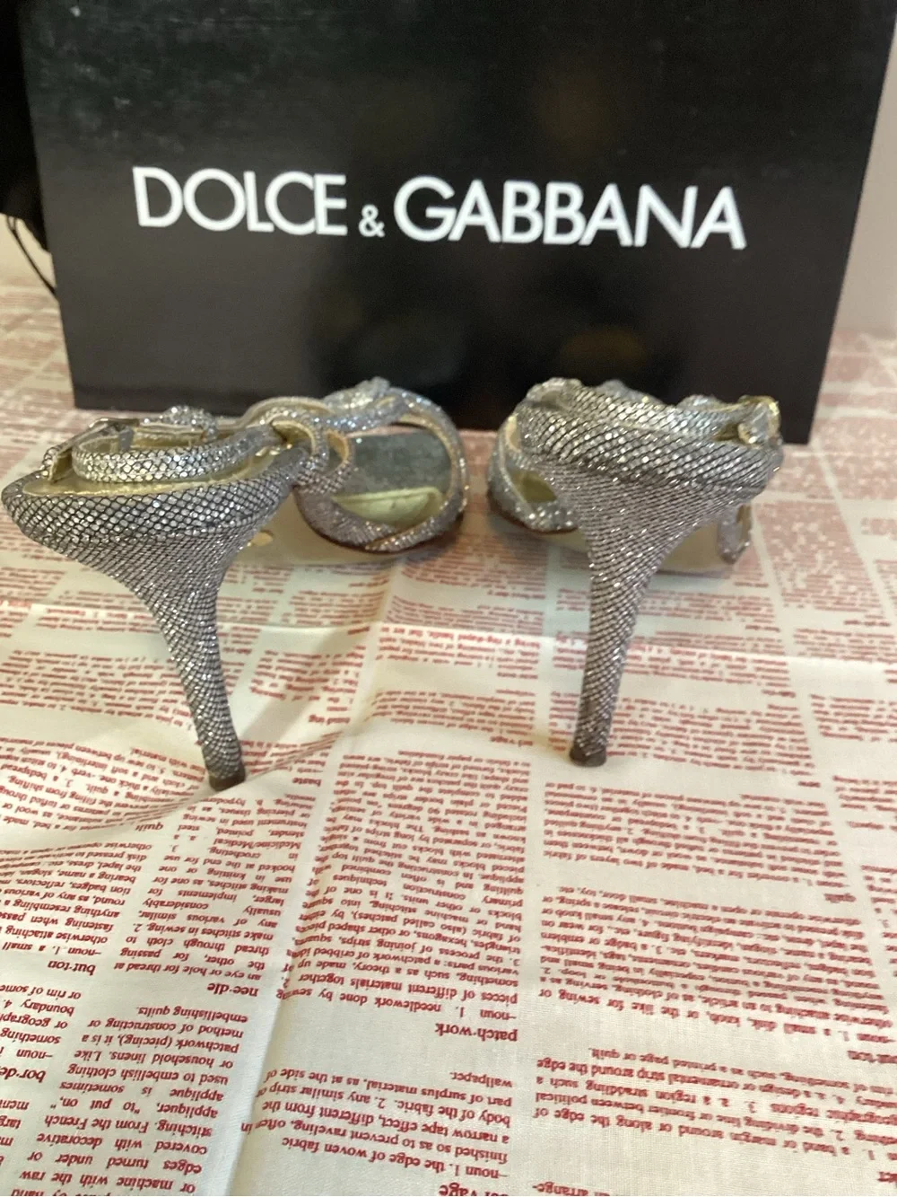 Dolce & Gabbana Glitter Sandals Silver Metallic Heels IT 40 GUC